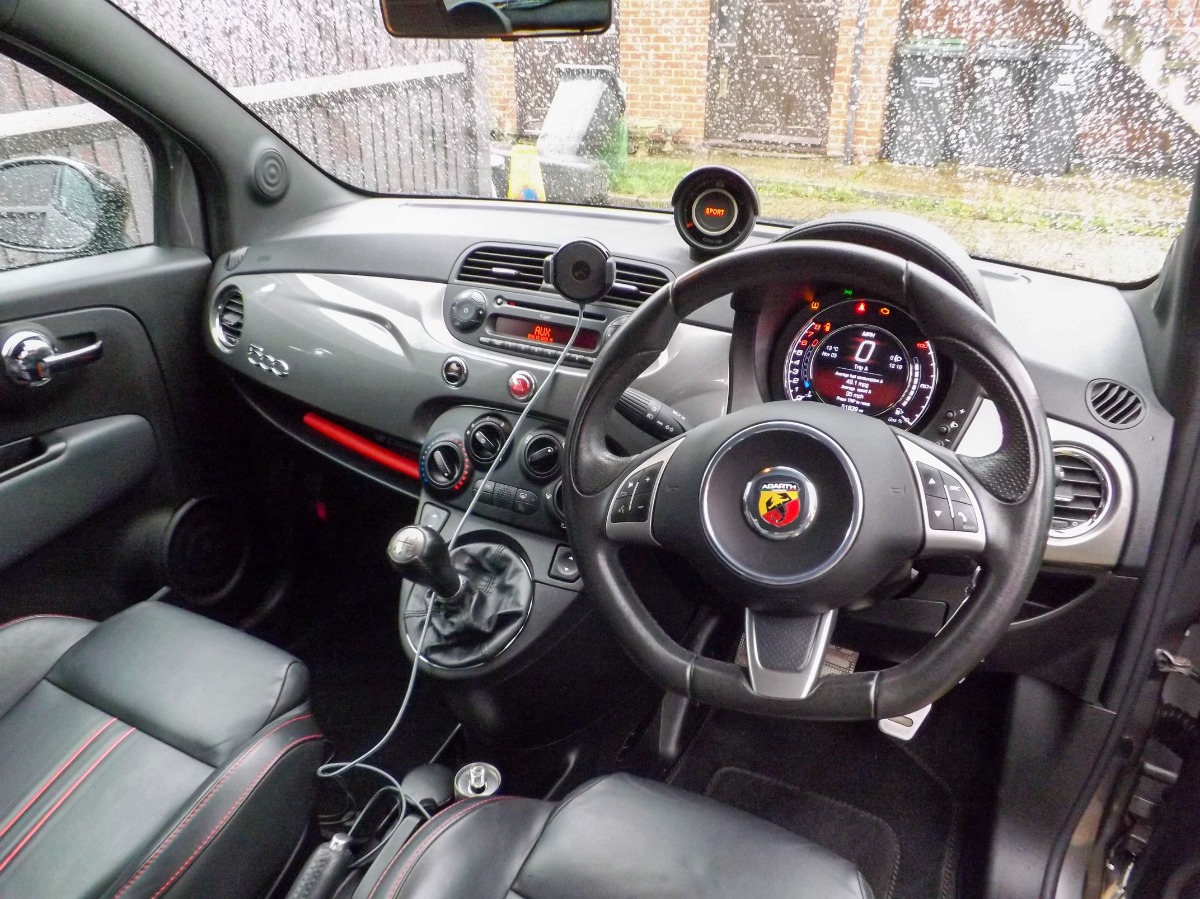 2016 Abarth 595 Image 4